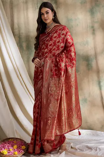 women's red banarasi art silk saree with fine weaving design 