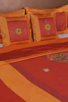Polysilk Embroidered Bed Cover Set