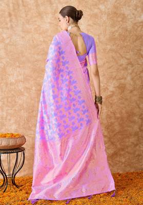 lavender banarasi art silk saree with luxurious weaving details  5