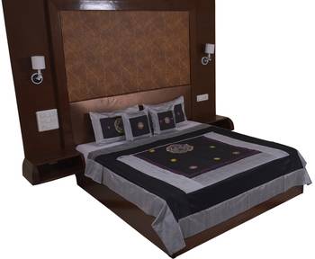 Polysilk Embroidered Bed Cover Set 2