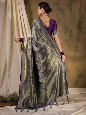 burgundy banarasi art silk saree with luxurious weaving for weddings  4