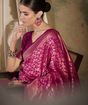 pink banarasi art silk saree with graceful weaving accents  3