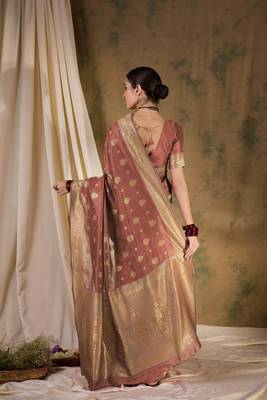 peach banarasi art silk saree with glamorous weaving embellishments  3