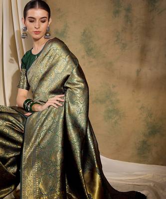 radiant green banarasi art silk saree with fine weaving motifs  3