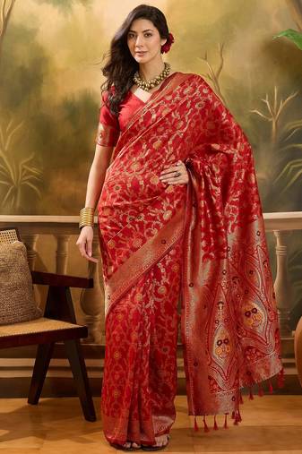 red banarasi jacquard saree with rich zari weaving & tassel pallu     includes unstitched blouse