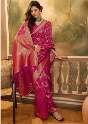 pink banarasi jacquard saree with golden zari weaving & tassel pallu     unstitched blouse 3