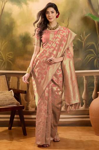 peach banarasi jacquard saree with golden zari weaving & tassel pallu     unstitched blouse