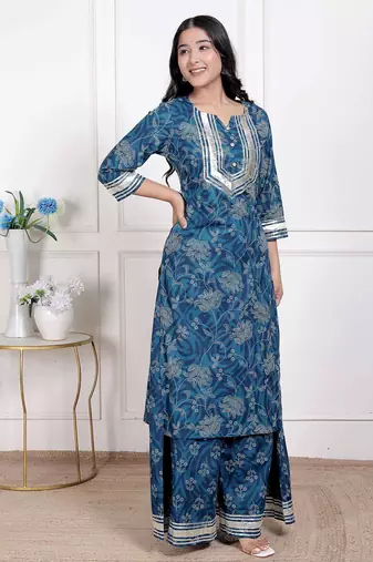  women's cotton floral printed v-neck  kurta with flared palazzo