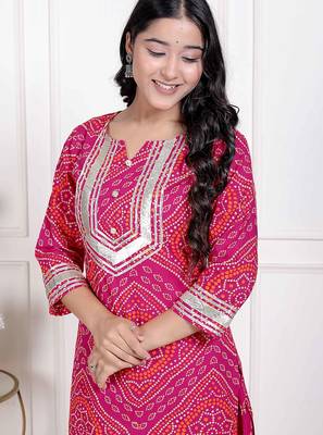   women's embellished ethnic cotton kurta with palazzo 3