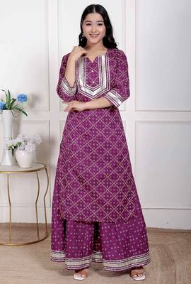   women cotton magenta gota work kurta with flared palazzo 1