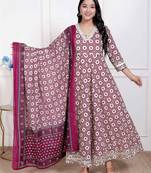 Miravan women's cream embroidered cotton anarkali kurta and dupatta