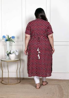   womens plus size relaxed fit red floral printed a-line pure cotton kurta 4