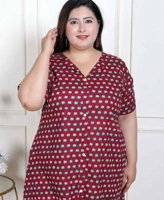   womens plus size relaxed fit red floral printed a-line pure cotton kurta 5