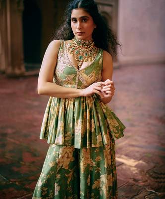 Green printed silk kurta set 1