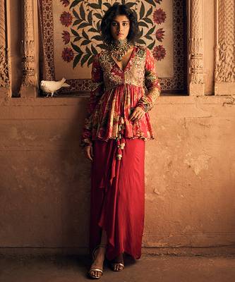 Red printed crepe co ord set 4