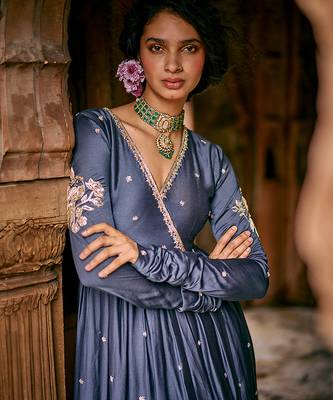 Blue embroidered modal silk kurta set 4