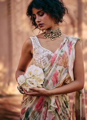 Multicolor floral printed chiffon saree with belt 1
