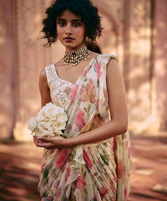 Multicolor floral printed chiffon saree with belt 2