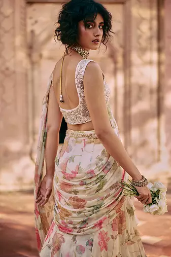 Multicolor floral printed chiffon saree with belt