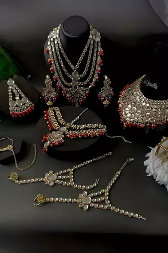 Wedding collection traditional gold plated pearl & kundan bridal jewellery set for women 