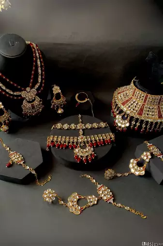 Wedding collection traditional ethnic gold plated pearl & kundan bridal jewellery set for women