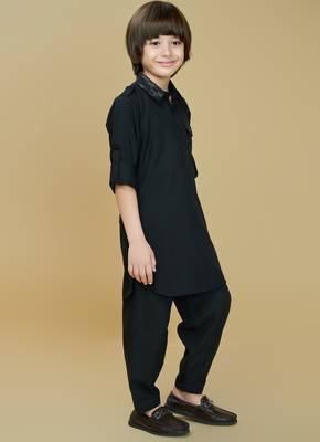 Black cotton blend solid kurta and pant set 3