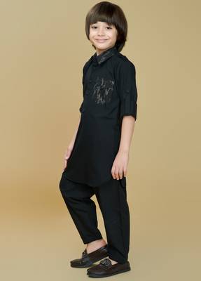 Black cotton blend solid kurta and pant set 4
