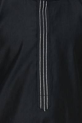 Black cotton blend solid kurta and pant set 5