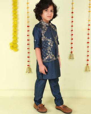 Teal gold zari embriodered cotton silk jacket with kurta set 4