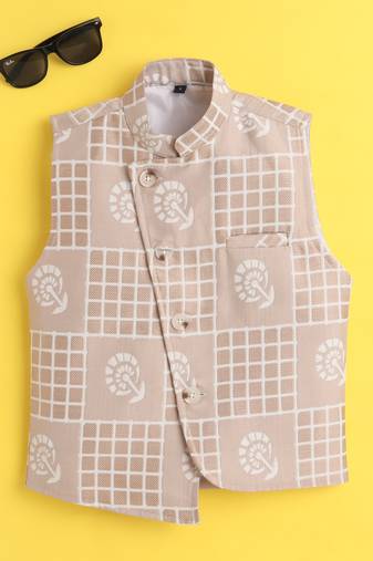Beige jaquard sleeveless checks waistcoat