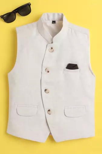 Beige jaquard sleeveless solid waistcoat