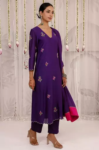 Purple embroidered chanderi Kurta Set