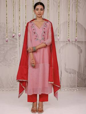 Peach embroidered chanderi Kurta Set 1