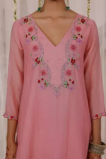 Peach embroidered chanderi Kurta Set