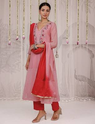 Peach embroidered chanderi Kurta Set 5