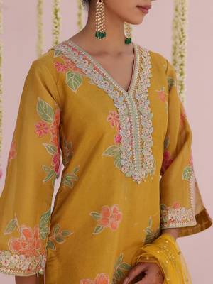 Yellow embroidered tissue Kurta Set 4