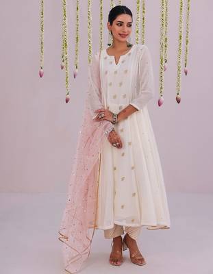 White embroidered chanderi Kurta Set 2