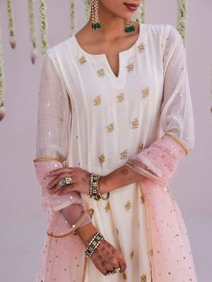 White embroidered chanderi Kurta Set 3