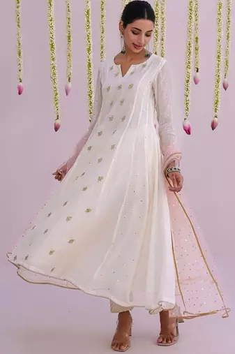 White embroidered chanderi Kurta Set