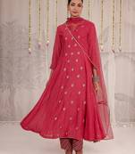 Red embroidered chanderi Kurta Set