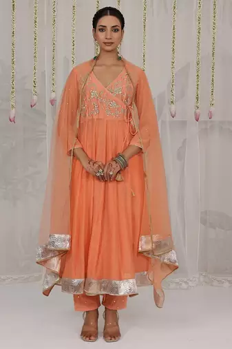 Peach embroidered chanderi Kurta Set