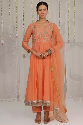 Peach embroidered chanderi Kurta Set