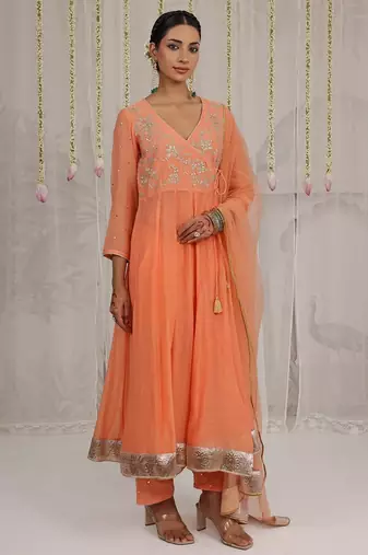 Peach embroidered chanderi Kurta Set