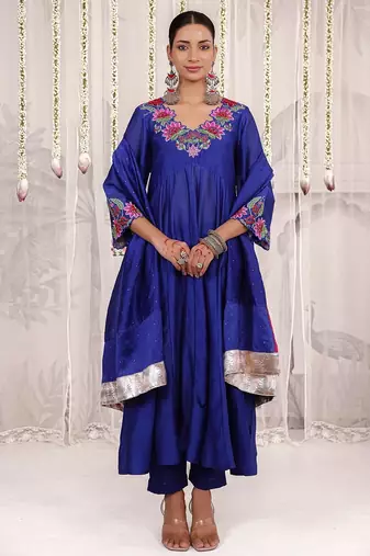Blue embroidered chanderi Kurta Set