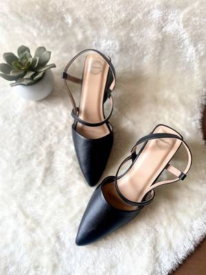 Black solid leather heels 1