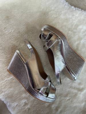 Silver solid leather sling back heels 2
