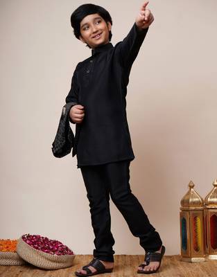 Boys black cotton silk geometric zari embroidered kurta pyjama set with shrug 5
