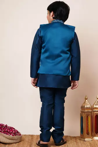 Boys royal blue cotton silk geometric zari embroidered kurta pyjama set with shrug