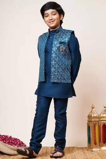 Boys royal blue cotton silk geometric zari embroidered kurta pyjama set with shrug