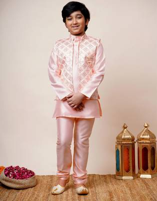 Boys light pink cotton silk geometric zari embroidered kurta pyjama set with shrug 1
